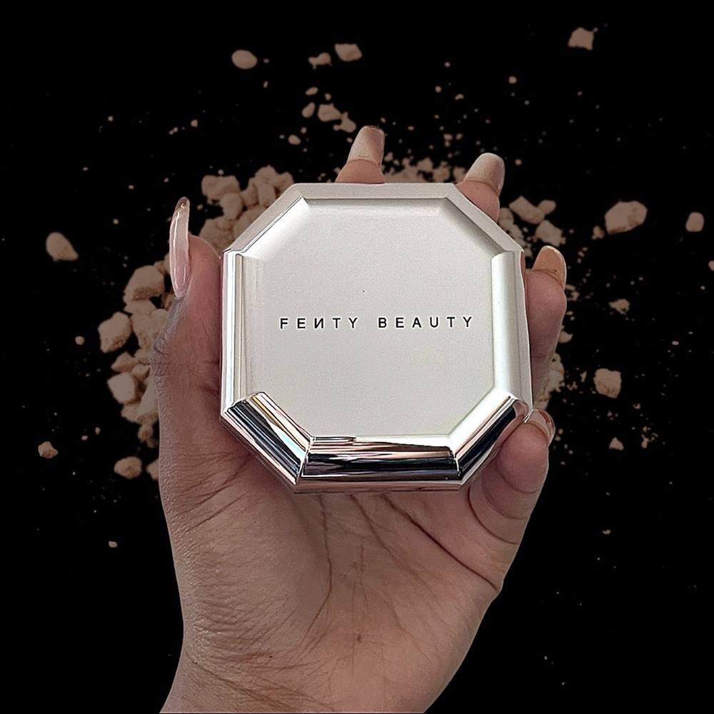 Fenty Beauty Instant Retouch Setting Powder